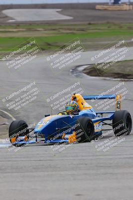 media/Jan-15-2023-CalClub SCCA (Sun) [[40bbac7715]]/Group 2/Race (Off Ramp)/